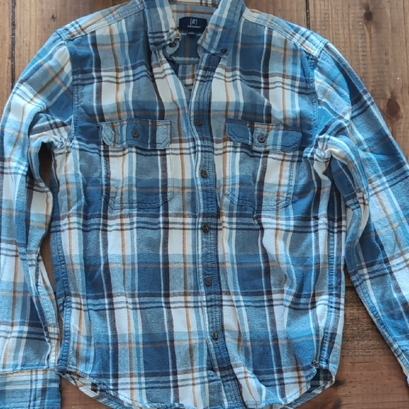 Legendary Whitetails Men's Plaid Button Down Shirts - Blue and Green - Picture 3 of 3